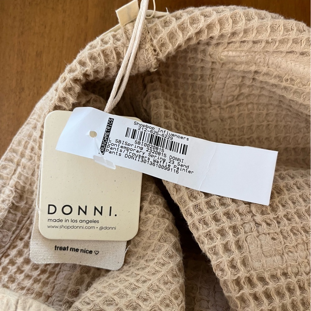 NWT DONNI. Waffle Knit Painter Pant in Sand - Picture 6 of 6